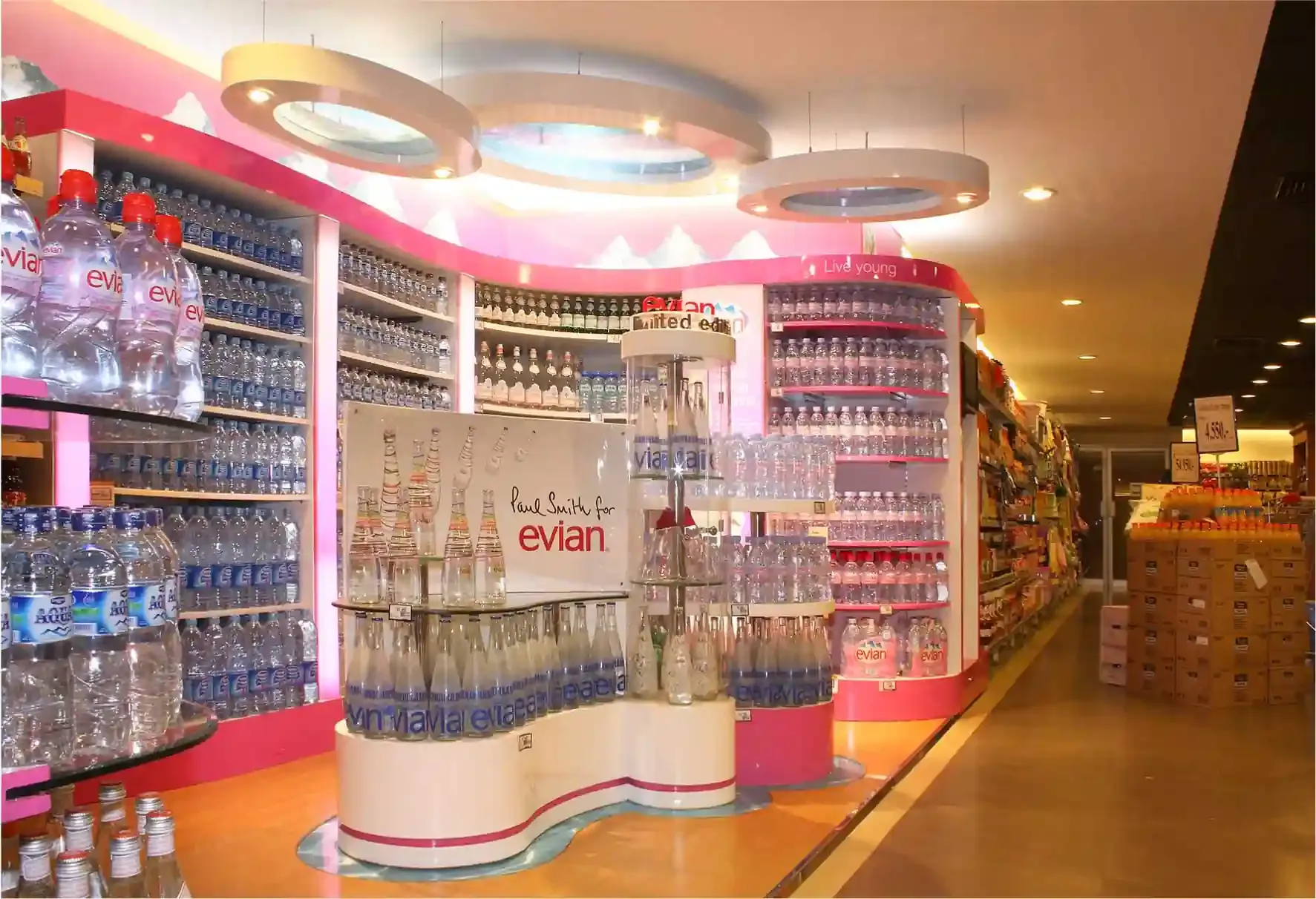 Evian Hero Taman Anggrek