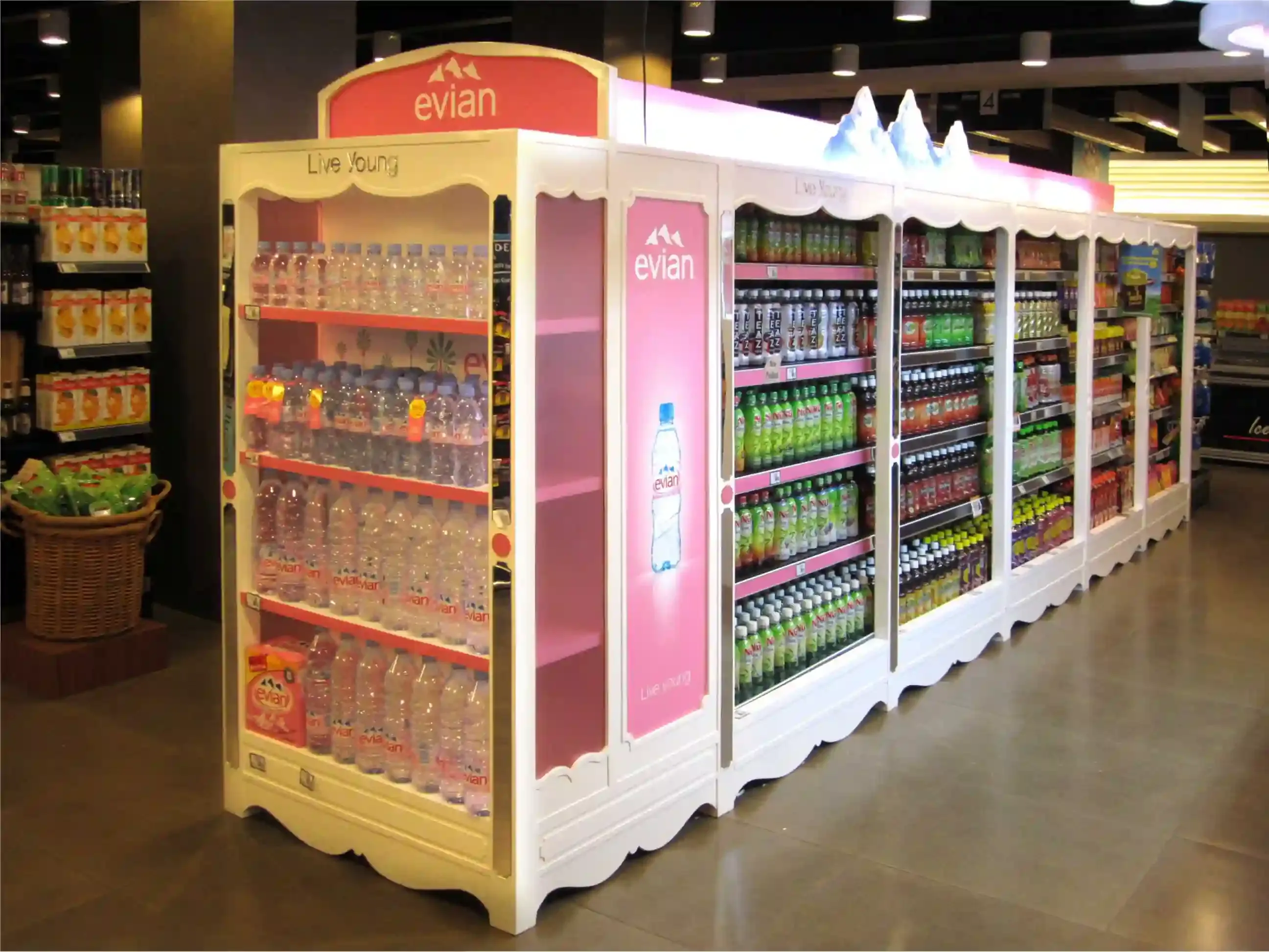 Evian Taragong Aisle Dress Up In Store Preview 5