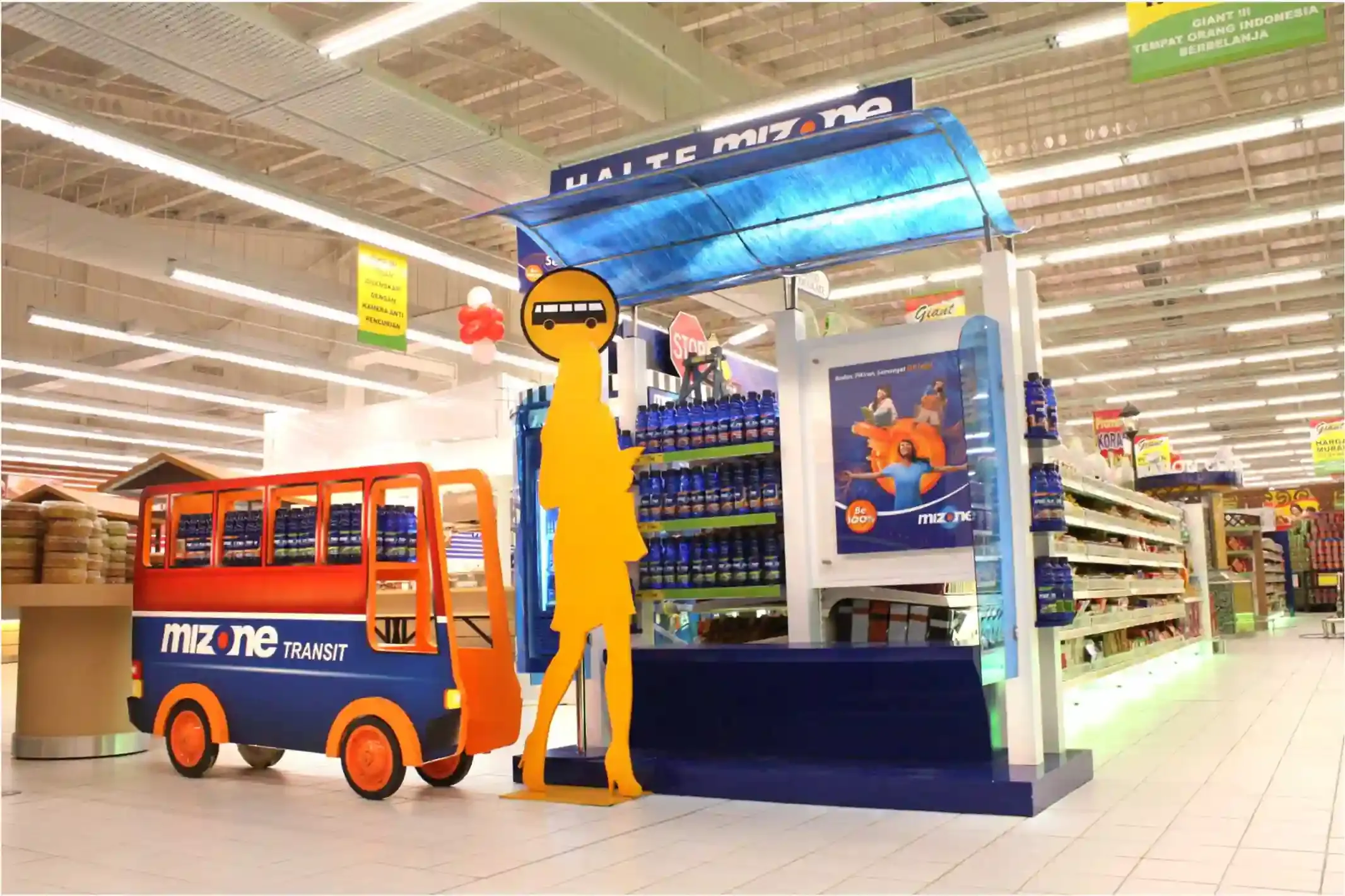 Aqua Mizone Giant BSD In-Store Display Preview 5
