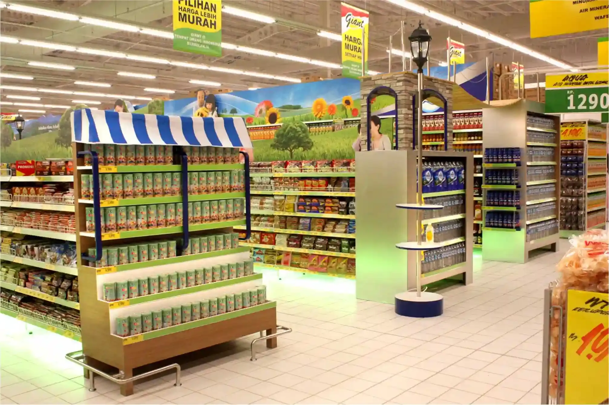 Aqua Mizone Giant BSD In-Store Display Preview 6