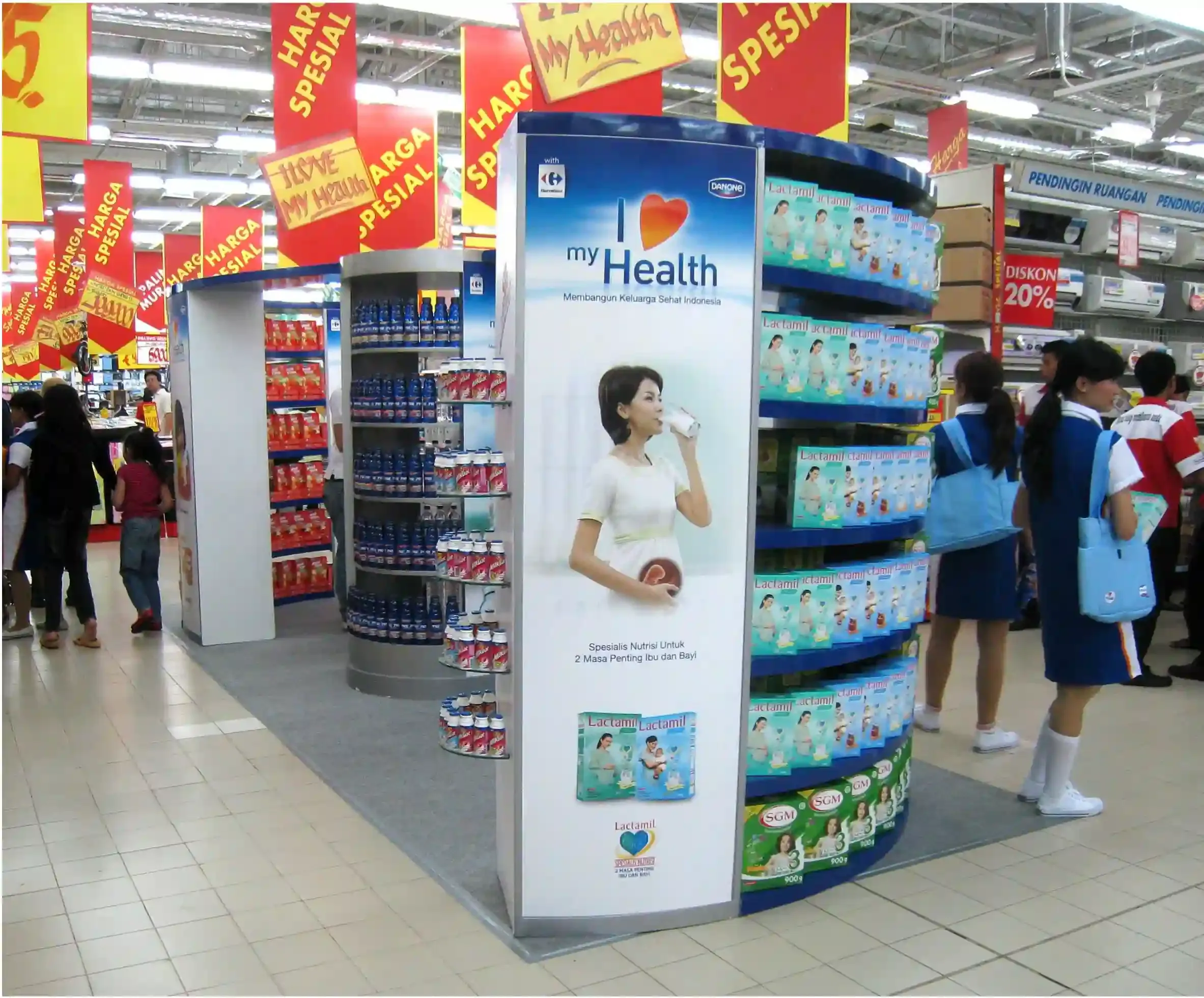 Danone Carrefour I Love My Health event booth in store preview 7